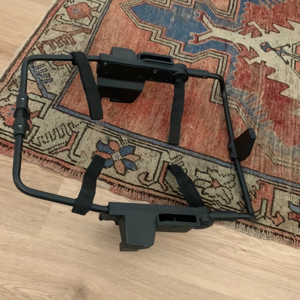 Mocking Bird Car Seat Adapter